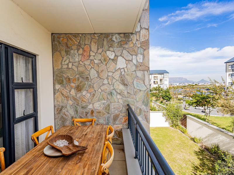 2 Bedroom Property for Sale in Sandown Western Cape